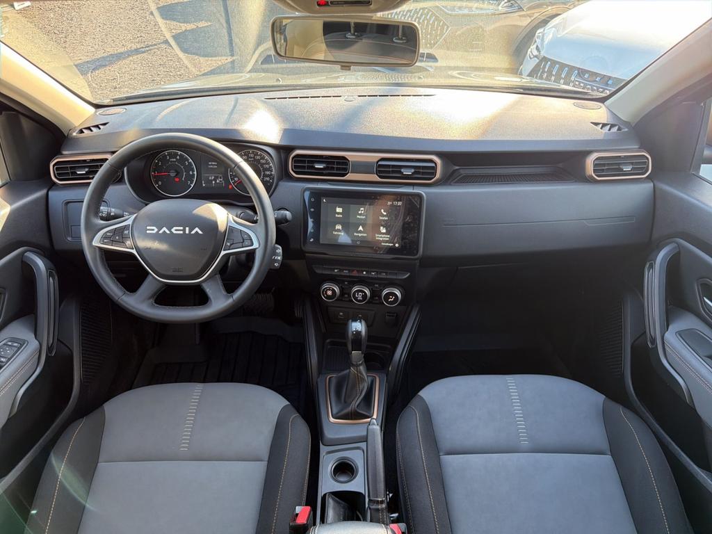 Dacia Duster 2023 г. Серый, пробег 48192 км