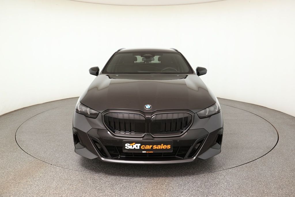 BMW 520 2025 г. Серый, пробег 48971 км
