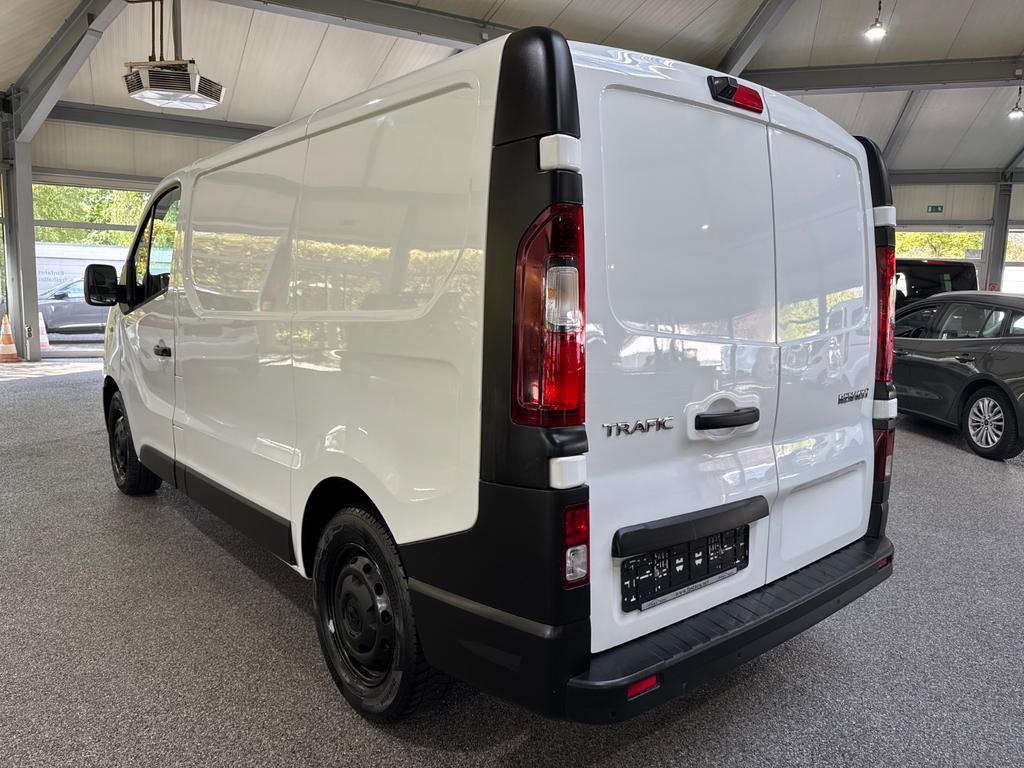 Renault Trafic 2021 г. Белый, пробег 57787 км