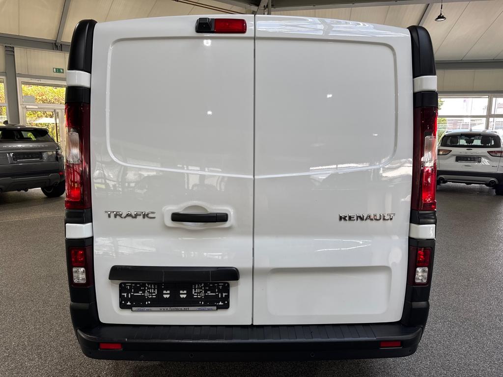 Renault Trafic 2021 г. Белый, пробег 57787 км