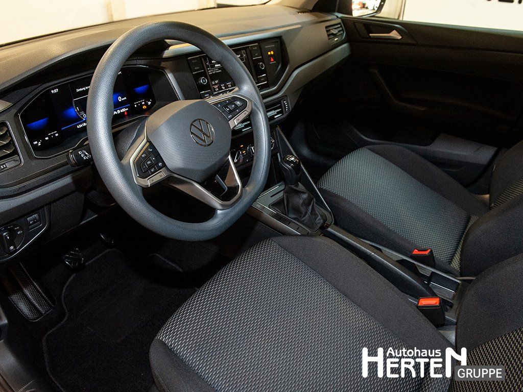 Volkswagen Polo 2022 г. Серый, пробег 43417 км