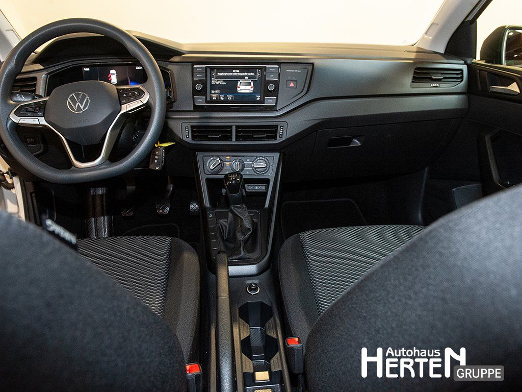 Volkswagen Polo 2022 г. Серый, пробег 43417 км