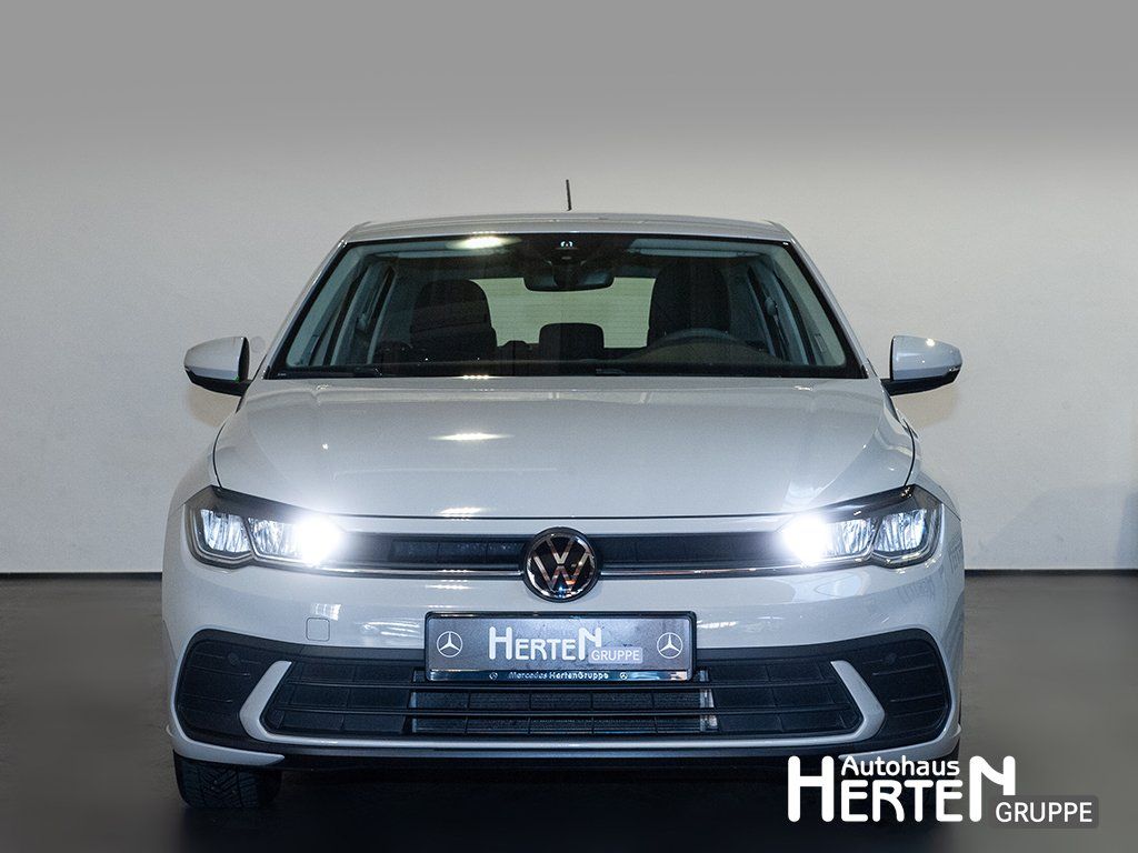 Volkswagen Polo 2022 г. Серый, пробег 43417 км