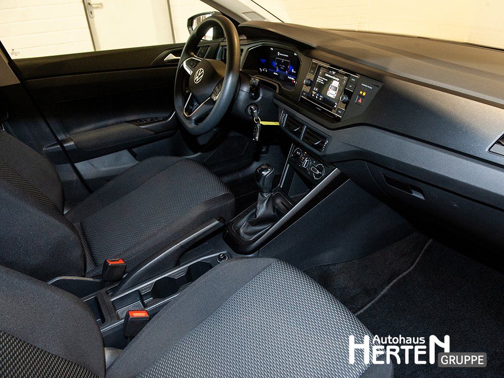 Volkswagen Polo 2022 г. Серый, пробег 43417 км