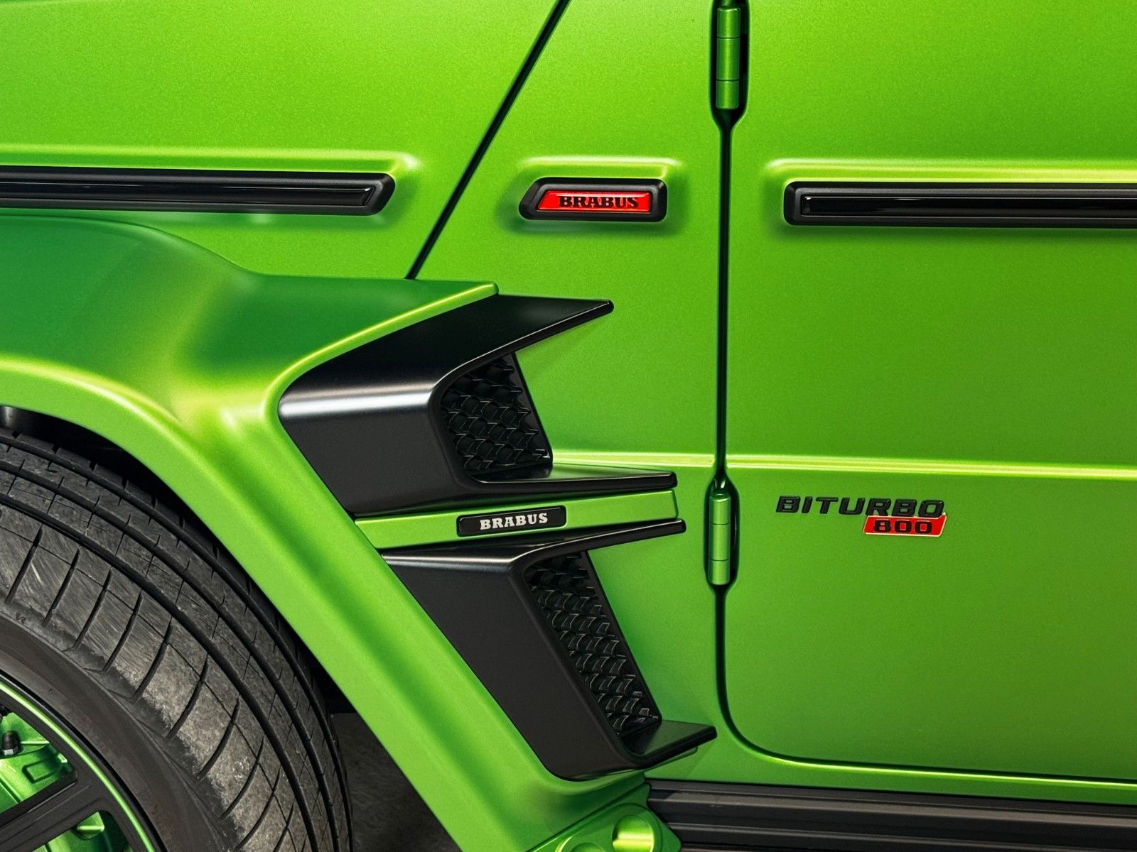 Mercedes-Benz G 63 AMG 2022 г. Зелёный, пробег 2150 км