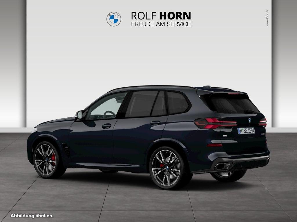 BMW X5 M60 2023 г. Чёрный, пробег 50000 км