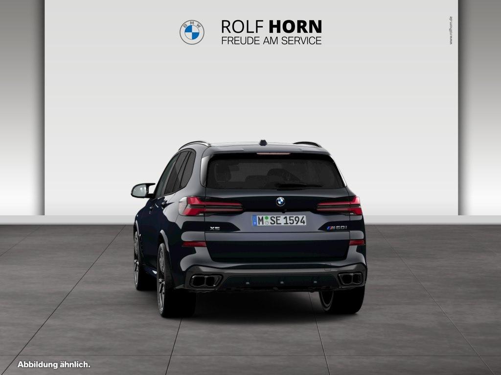 BMW X5 M60 2023 г. Чёрный, пробег 50000 км