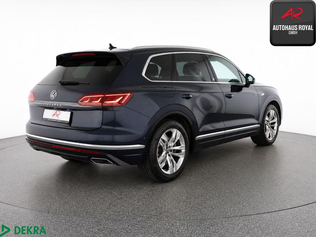 Volkswagen Touareg 2022 г. Синий, пробег 43279 км