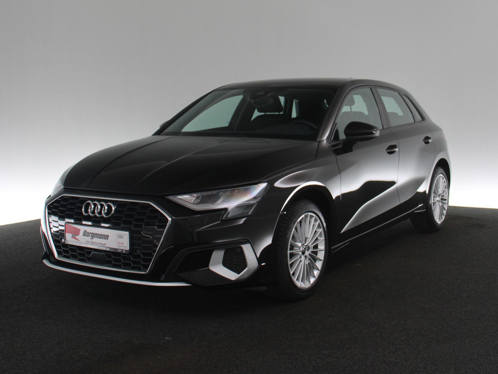 Audi A3 2023 г. Чёрный, пробег 26195 км