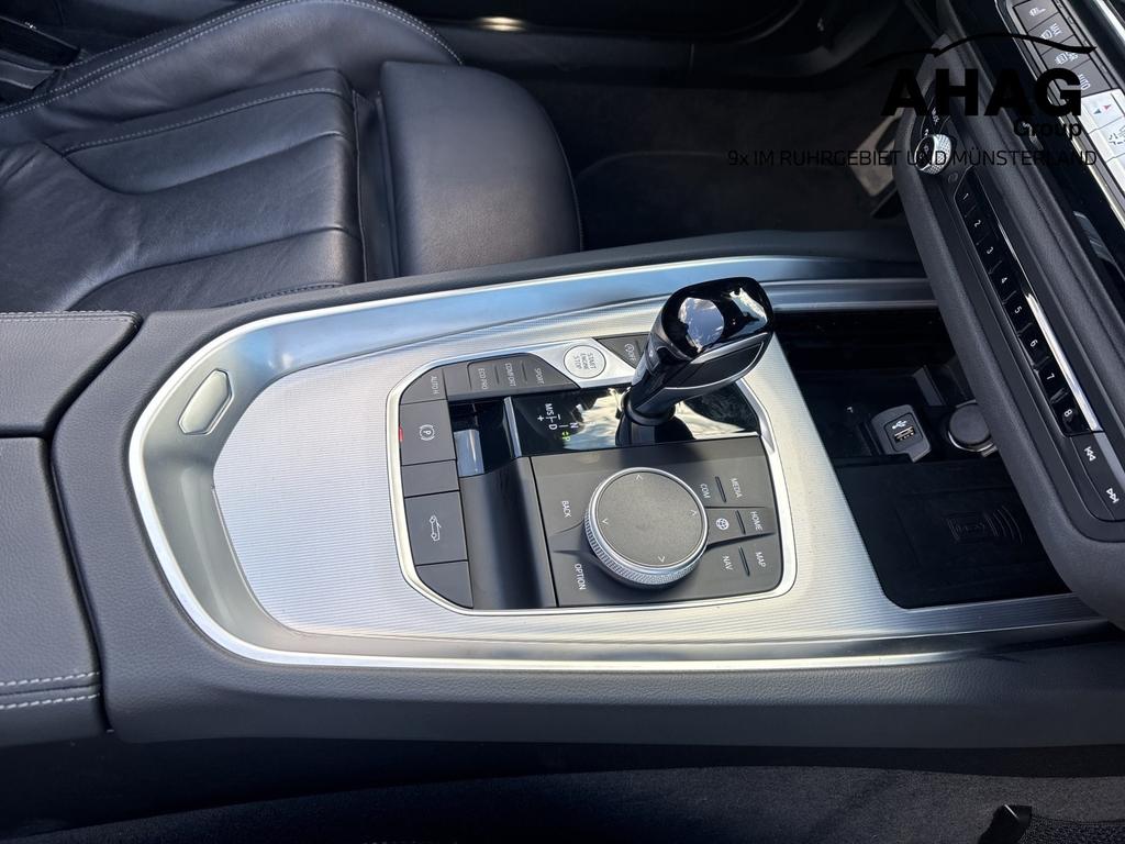 BMW Z4 2025 г. Красный, пробег 13244 км
