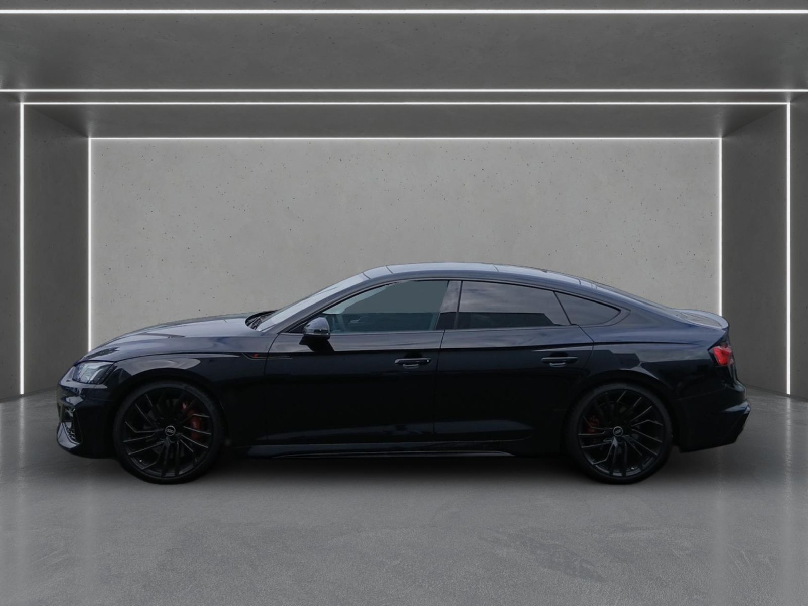 Audi RS5 2024 г. Чёрный, пробег 27323 км