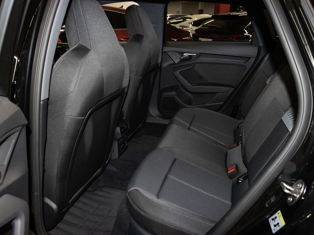 Audi A3 2023 г. Чёрный, пробег 26596 км