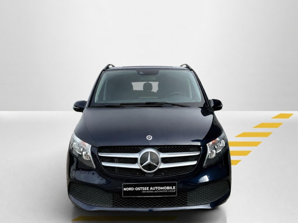 Mercedes-Benz V 300 2021 г. Синий, пробег 53941 км