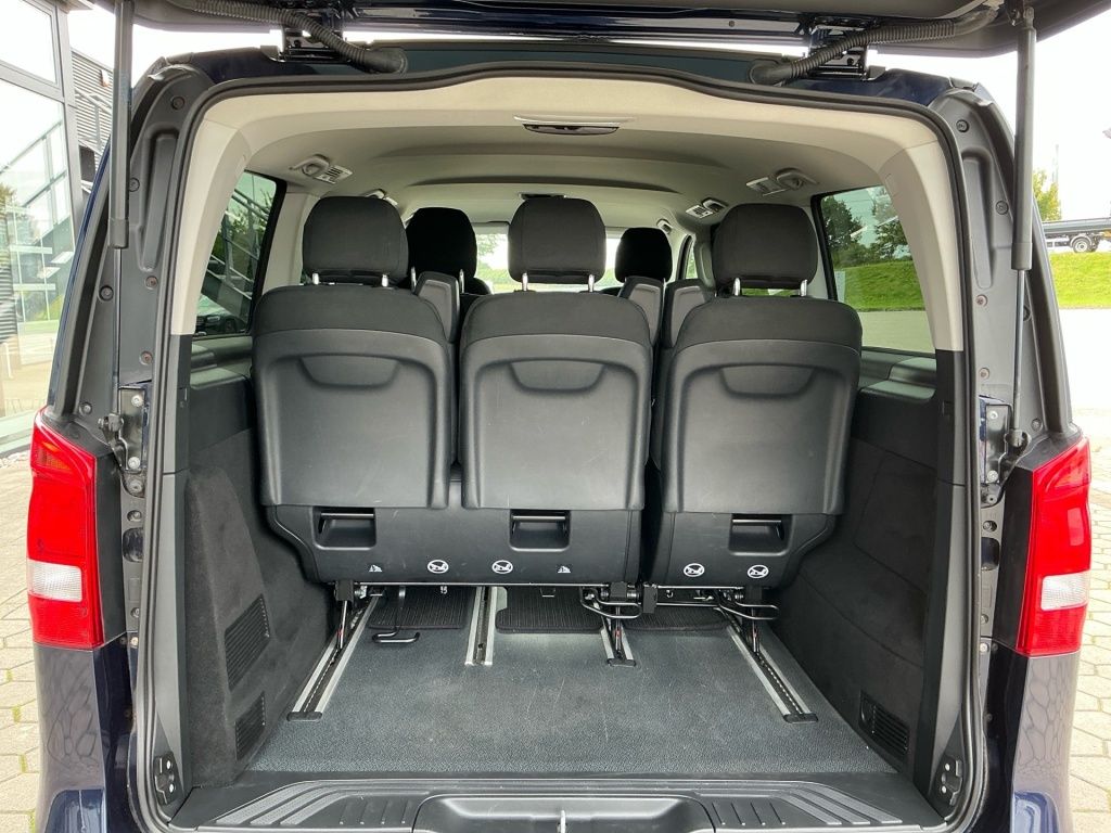 Mercedes-Benz V 300 2021 г. Синий, пробег 53941 км