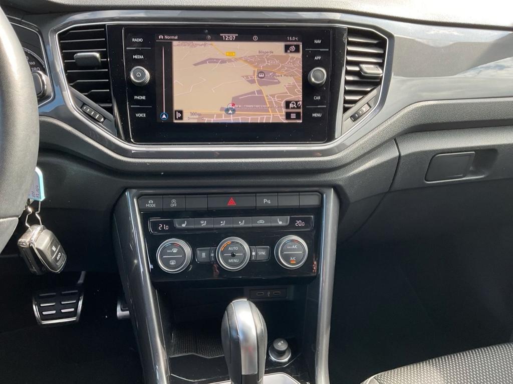 Volkswagen T-Roc 2021 г. Красный, пробег 56624 км