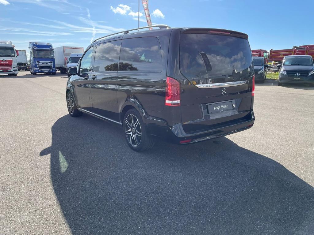 Mercedes-Benz V 300 2023 г. Чёрный, пробег 36509 км