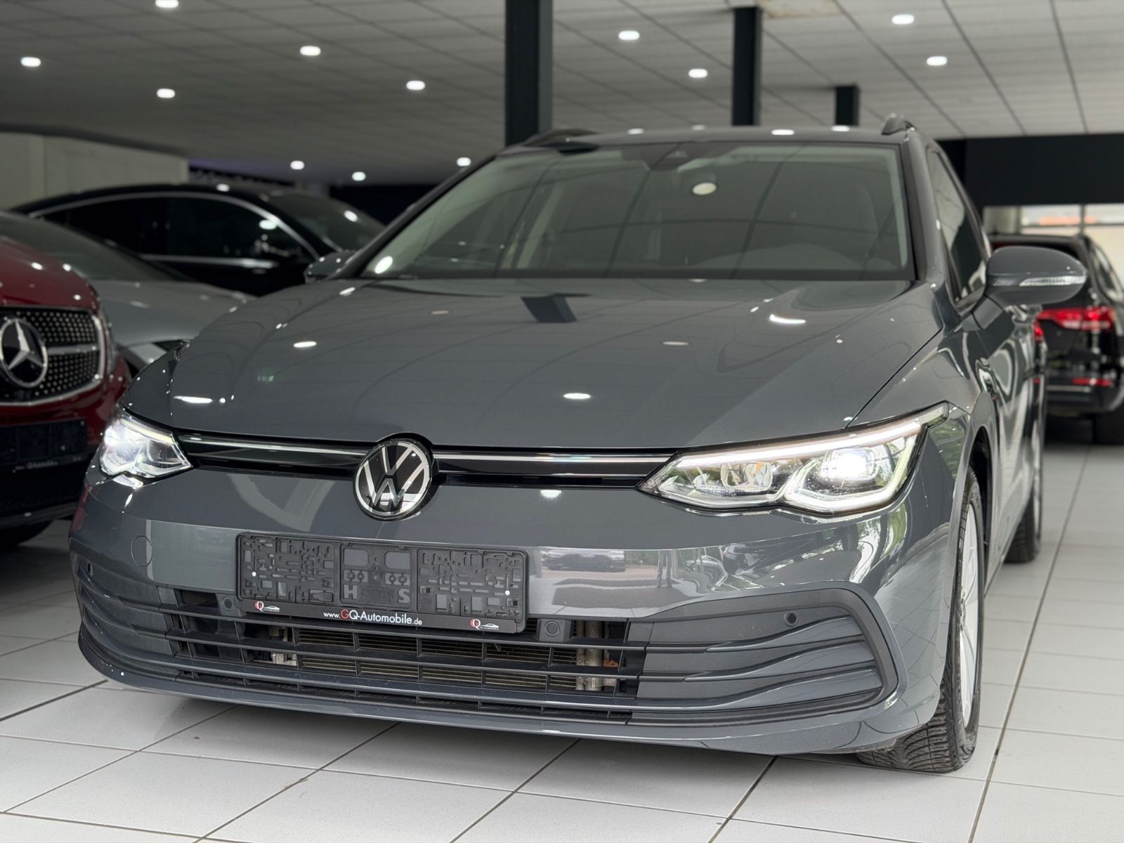 Volkswagen Golf 2023 г. Серый, пробег 59000 км
