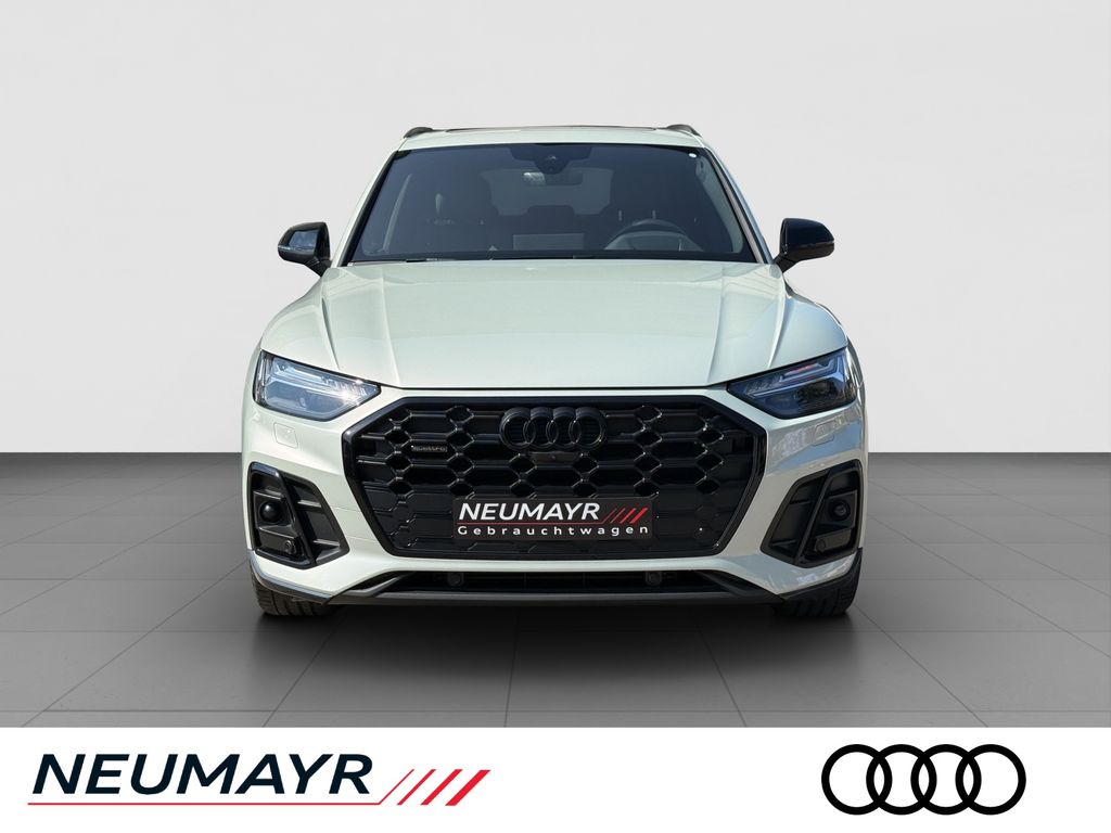 Audi Q5 2023 г. Серебристый, пробег 49800 км