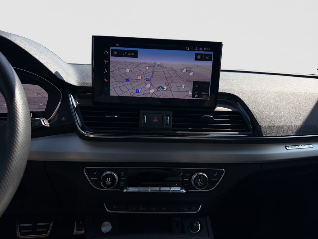 Audi Q5 2023 г. Серебристый, пробег 49800 км