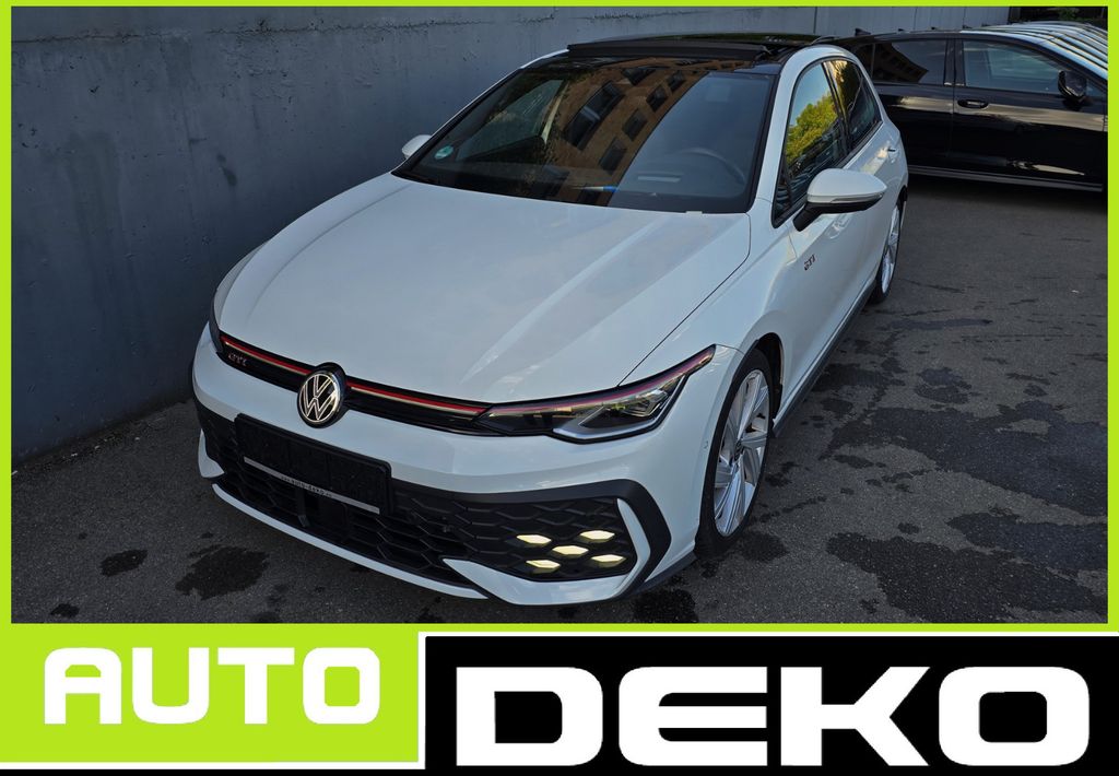 Volkswagen Golf 2024 г. Белый, пробег 41633 км