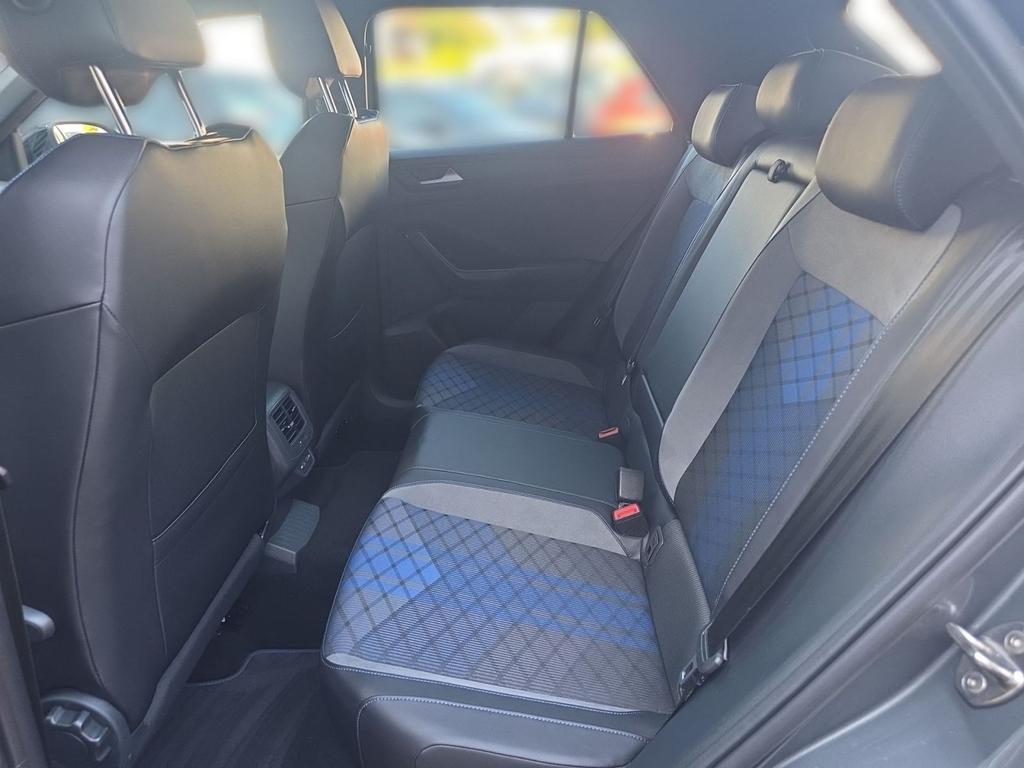 Volkswagen T-Roc 2023 г. Серый, пробег 33923 км