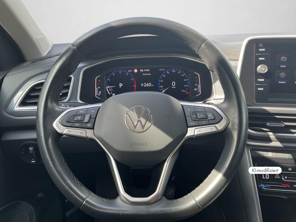 Volkswagen T-Roc 2022 г. Синий, пробег 35227 км