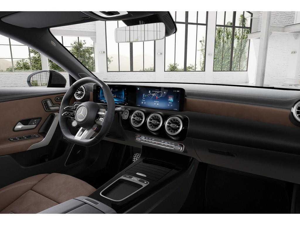 Mercedes-Benz CLA 45 AMG 2024 г. Серебристый, пробег 28229 км