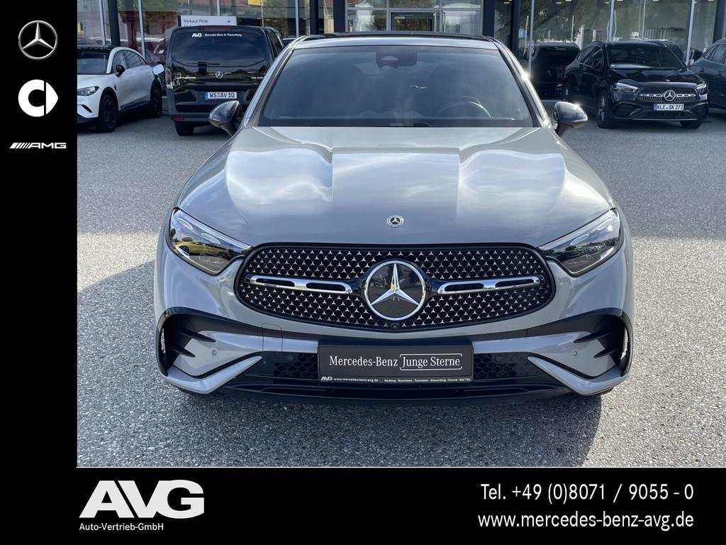 Mercedes-Benz GLC 300 2025 г. Серый, пробег 25850 км