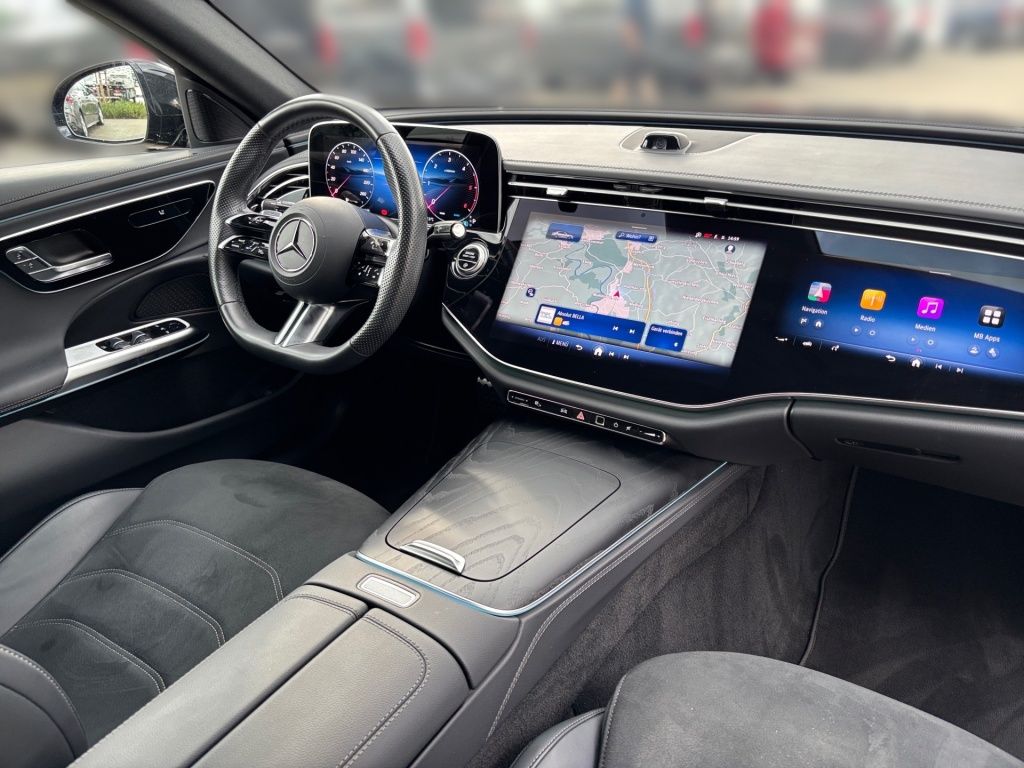 Mercedes-Benz E 220 2025 г. Чёрный, пробег 25508 км