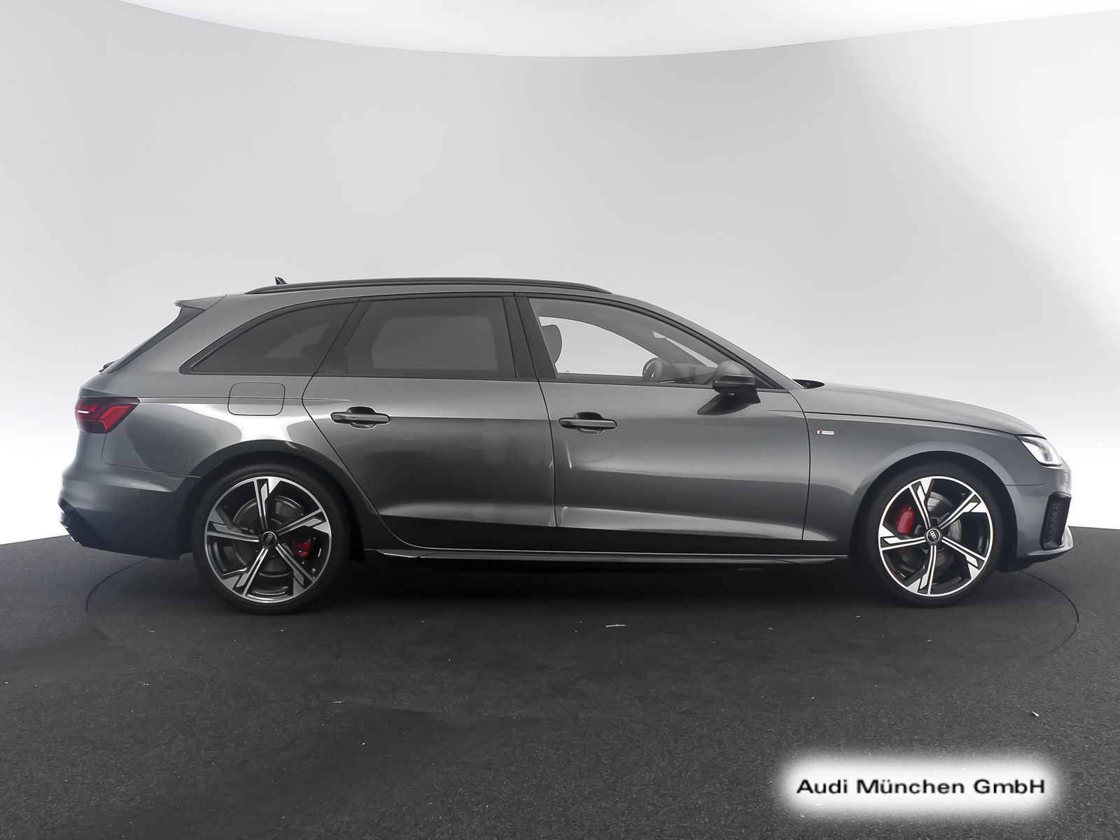 Audi A4 2023 г. Серый, пробег 55252 км