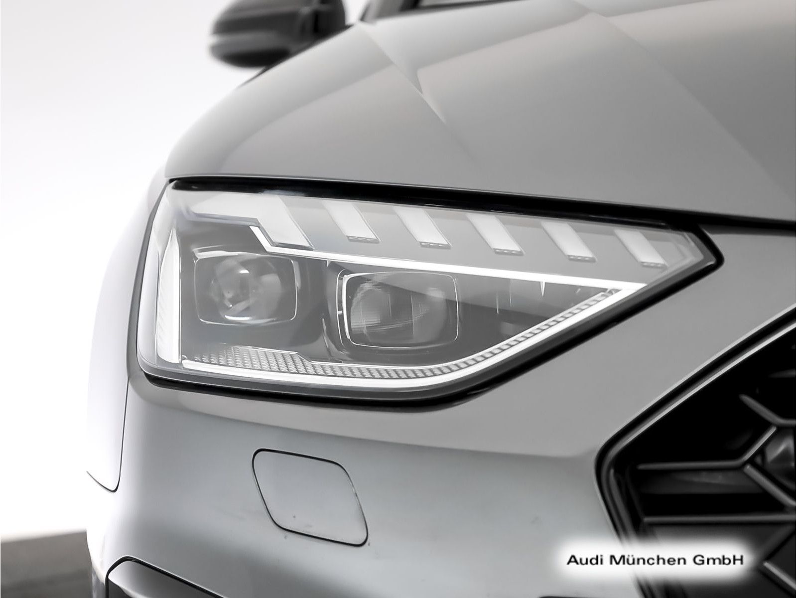 Audi A4 2023 г. Серый, пробег 55252 км