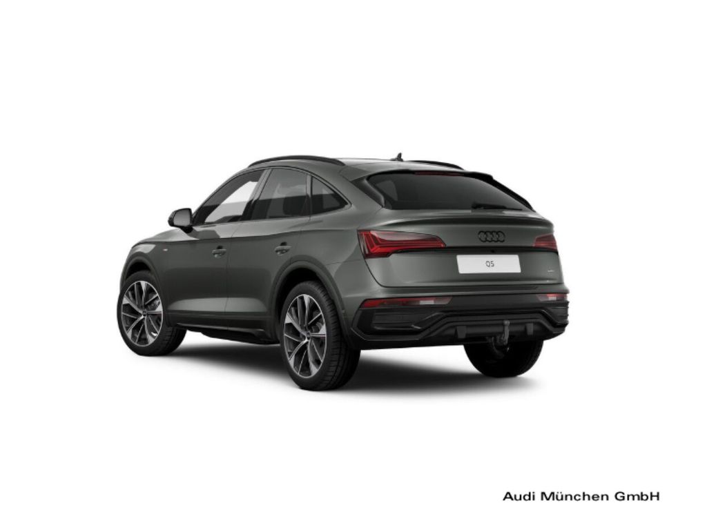 Audi Q5 2024 г. Серый, пробег 40412 км