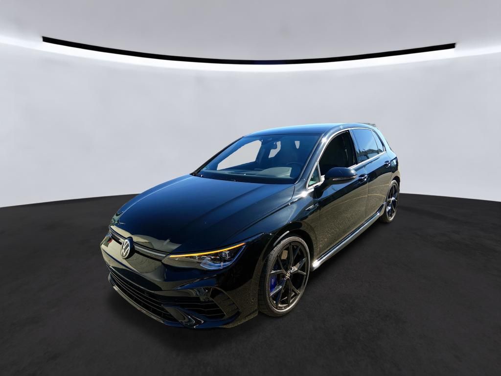 Volkswagen Golf 2024 г. Чёрный, пробег 12829 км
