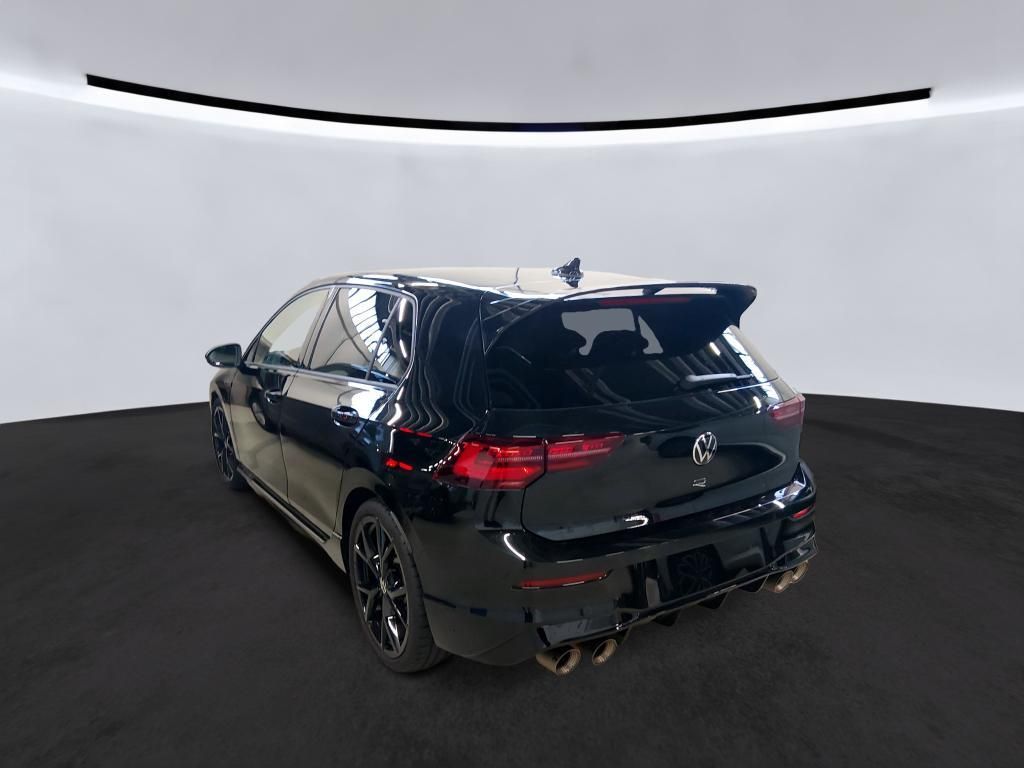 Volkswagen Golf 2024 г. Чёрный, пробег 12829 км