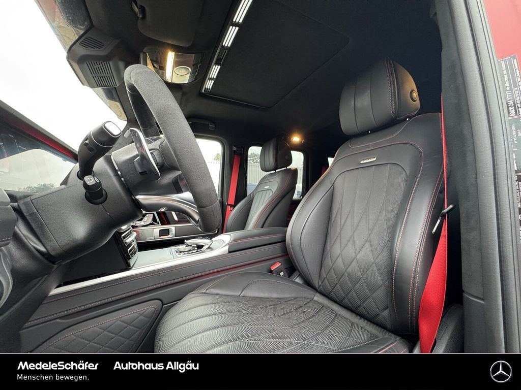 Mercedes-Benz G 63 AMG 2022 г. Красный, пробег 495 км