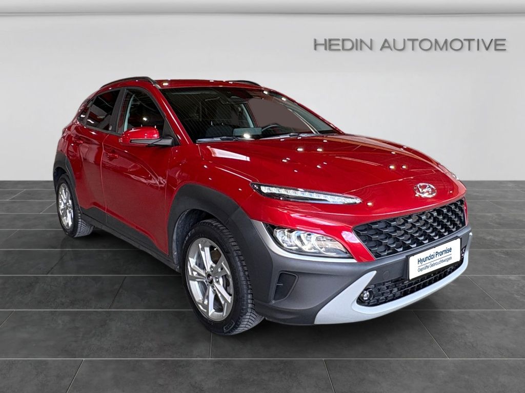 Hyundai Kona 2022 г. Красный, пробег 59160 км