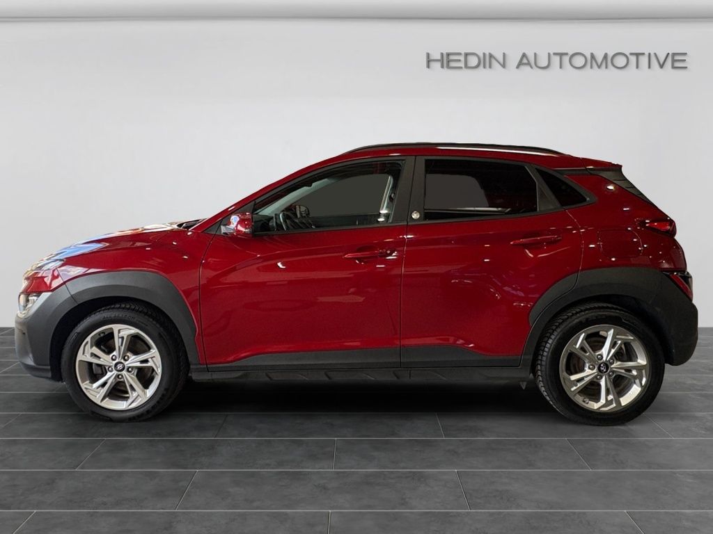 Hyundai Kona 2022 г. Красный, пробег 59160 км
