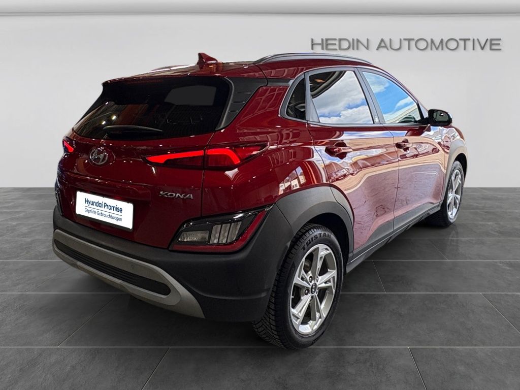 Hyundai Kona 2022 г. Красный, пробег 59160 км