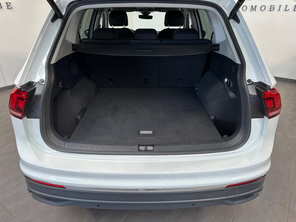 Volkswagen TIGUAN ALLSPACE 2022 г. Белый, пробег 42750 км