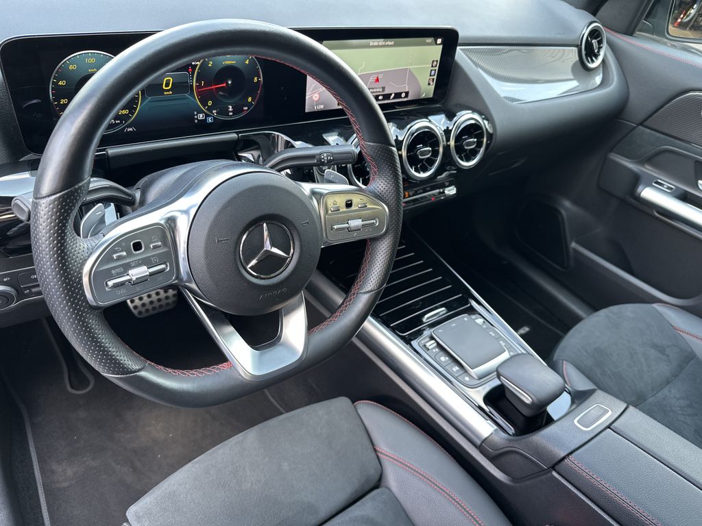 Mercedes-Benz GLA 220 2022 г. Серый, пробег 52750 км