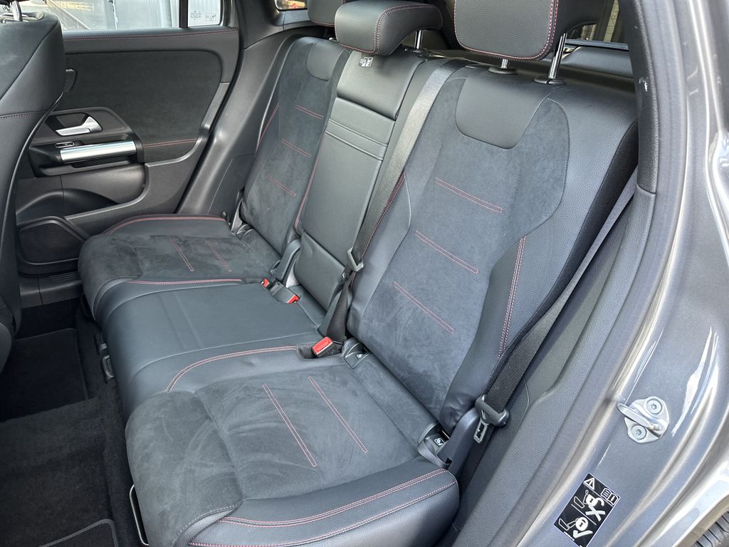 Mercedes-Benz GLA 220 2022 г. Серый, пробег 52750 км