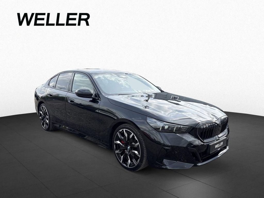 BMW 540 2025 г. Чёрный, пробег 23288 км
