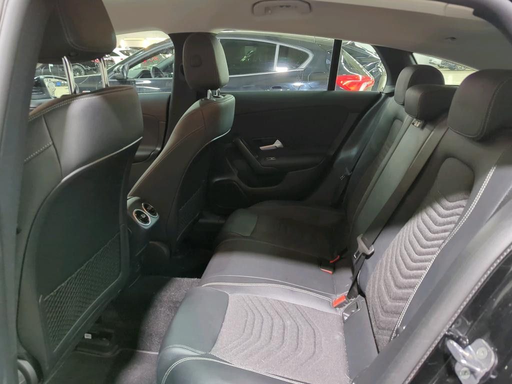 Mercedes-Benz CLA 200 SHOOTING BRAKE 2023 г. Чёрный, пробег 57376 км