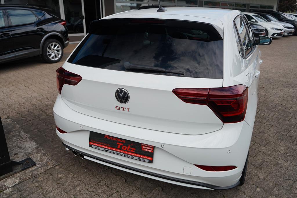 Volkswagen Polo 2022 г. Белый, пробег 51750 км