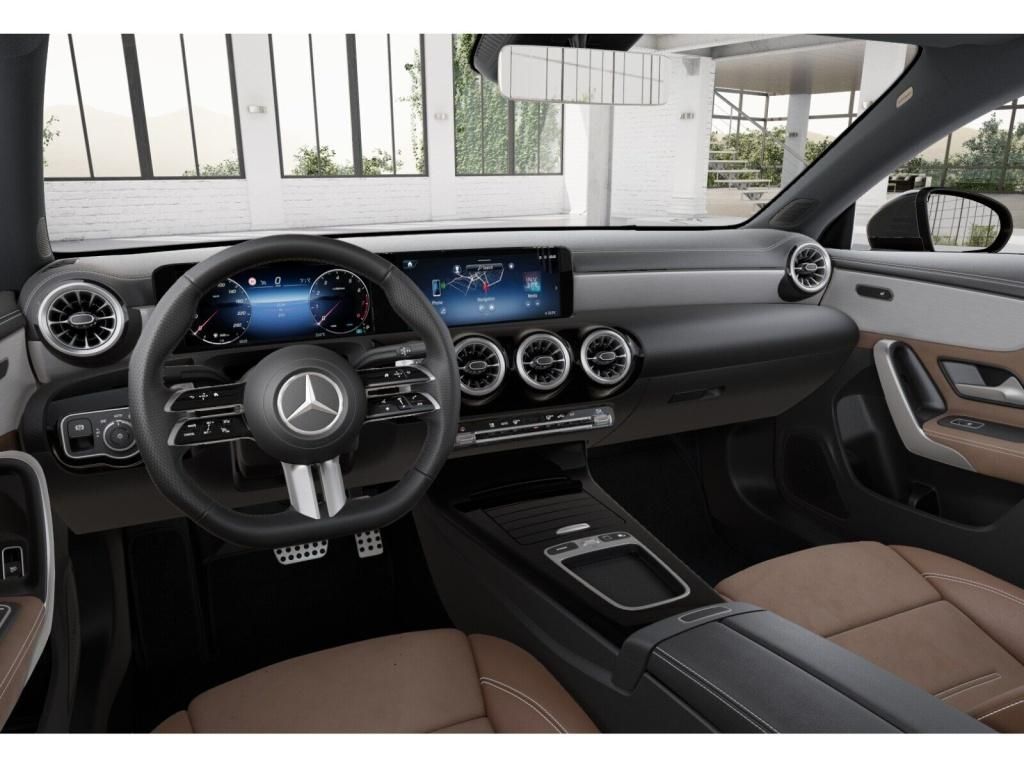 Mercedes-Benz CLA 200 2025 г. Чёрный, пробег 29817 км