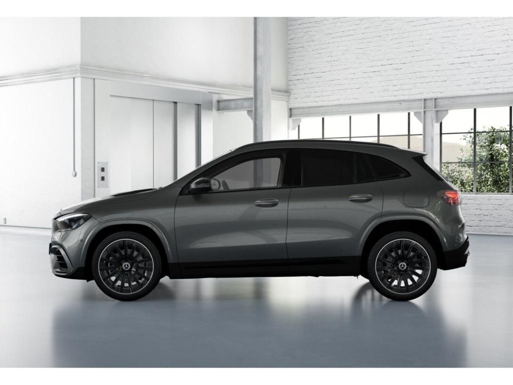 Mercedes-Benz GLA 200 2025 г. Серый, пробег 12720 км