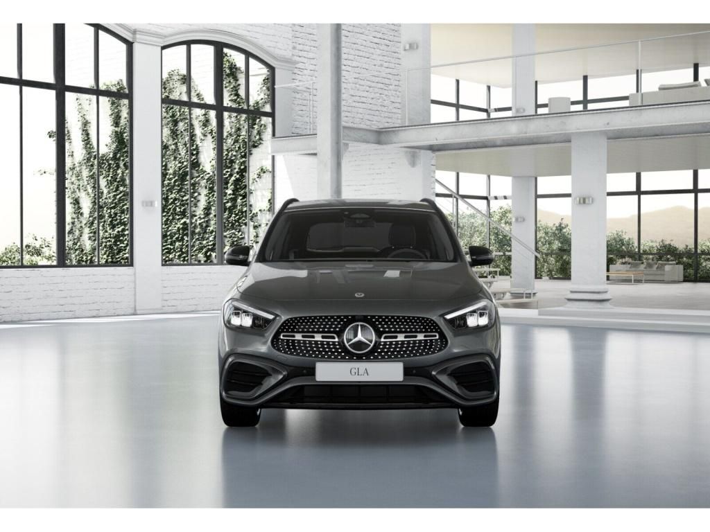 Mercedes-Benz GLA 200 2025 г. Серый, пробег 12720 км