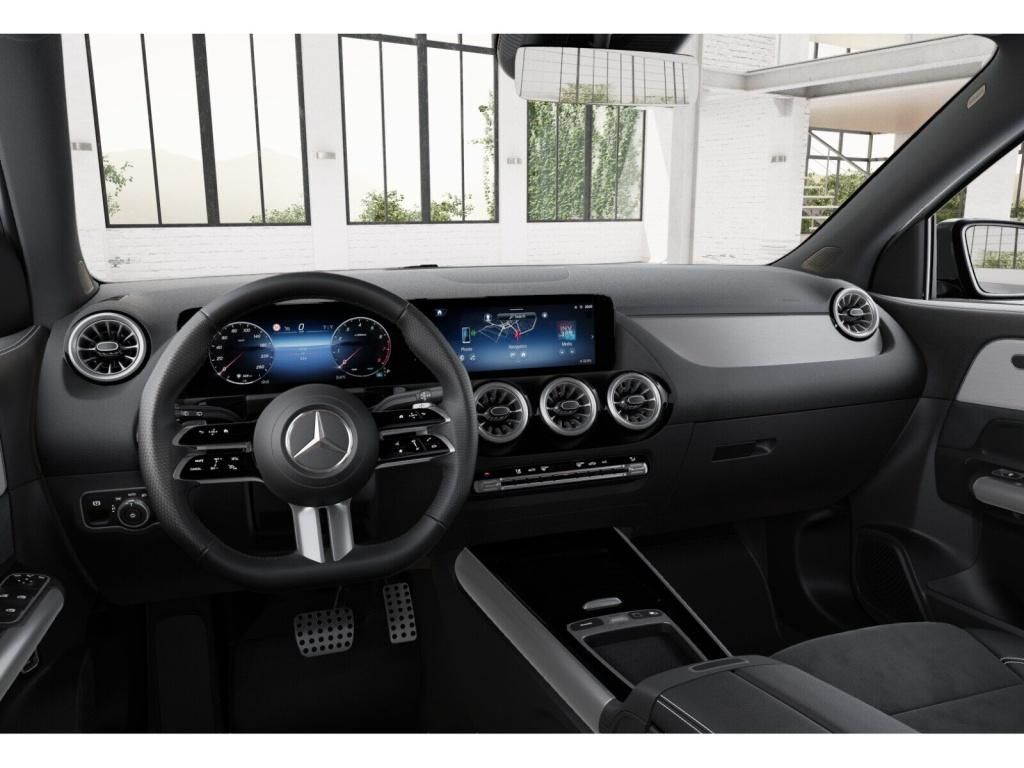 Mercedes-Benz GLA 200 2025 г. Серый, пробег 12720 км