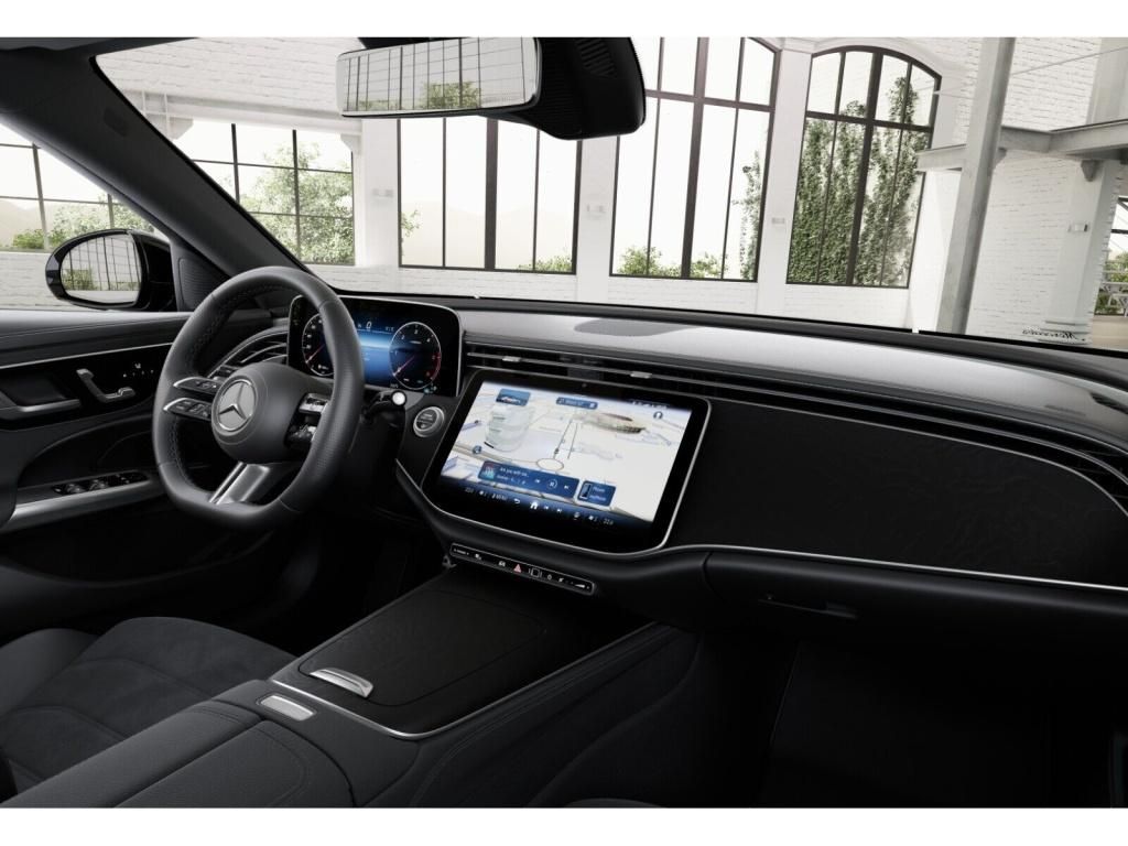 Mercedes-Benz E 200 2025 г. Чёрный, пробег 17931 км