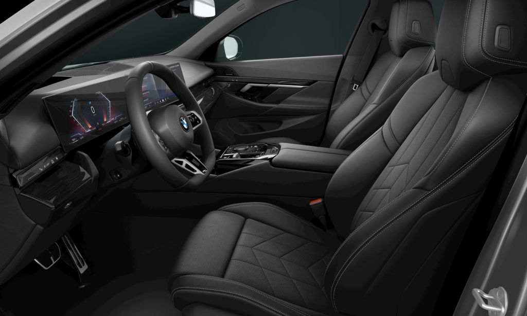 BMW 540 2025 г. Серый, пробег 38400 км